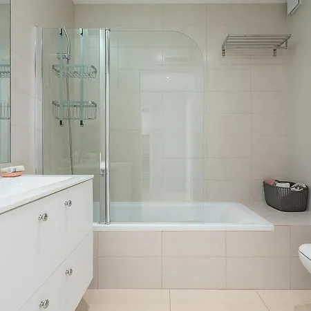 Albufeira Sunny Apartment 1 With Pool By Homing Apartment