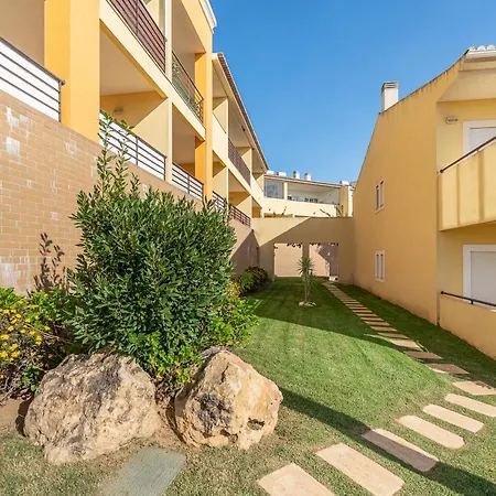 Albufeira Sunny Apartment 1 With Pool By Homing