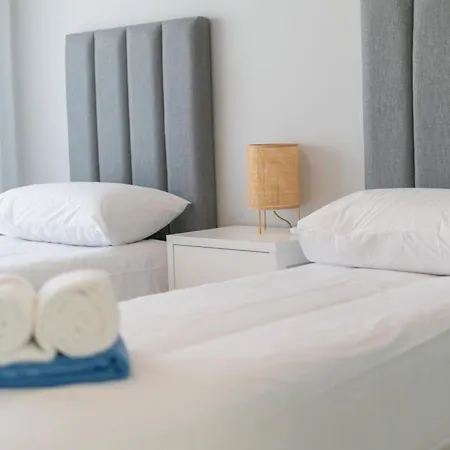 Apartment Albufeira Sunny Apartment 1 With Pool By Homing