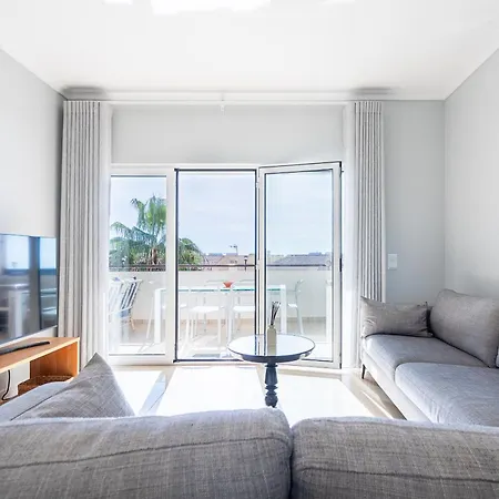 Albufeira Sunny Apartment 1 With Pool By Homing * Albufeira