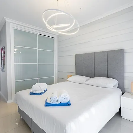 Sunny 1 With Pool By Homing